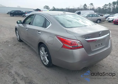 2013 Nissan Altima 3.5 Sv z USA, uszkodzony, nr VIN 1N4BL3AP8DN402151